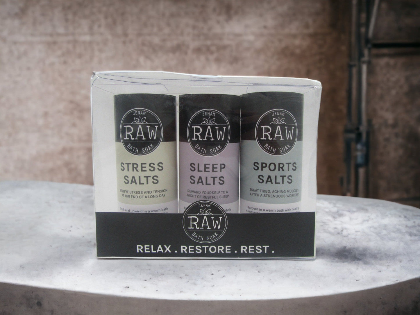 Mens Bath Gift set – Bath Salts and Mini Torch Light Just Fun Gifts